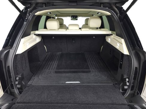 Certified 2024 Land Rover Range Rover SE AWD/4WD image 5