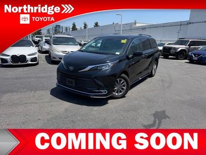 Used 2023 Toyota Sienna XLE