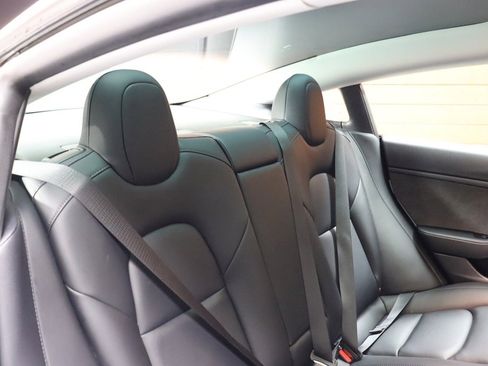Used 2023 Tesla Model 3 Standard Range RWD image 63