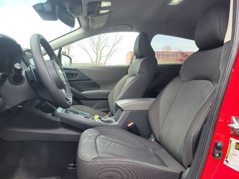 Used 2024 Subaru Crosstrek 2.0i Premium image 9