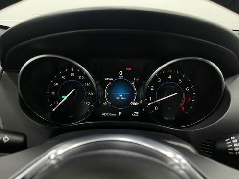 Used 2018 Jaguar F-PACE S image 18