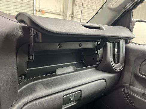Used 2025 Chevrolet Silverado 1500 Custom w/ Turbomax Blackout Package AWD/4WD image 28