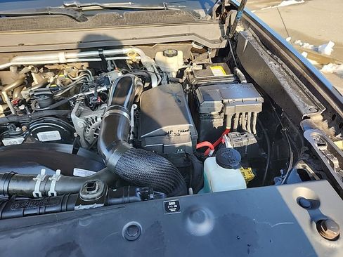 Used 2017 GMC Canyon SLT w/ Driver Alert Package image 28