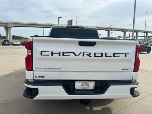 Used 2023 Chevrolet Silverado 1500 RST RWD image 9