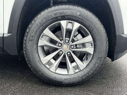 New 2026 Chevrolet Equinox LT image 13