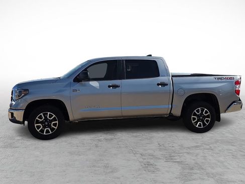 Used 2020 Toyota Tundra SR5 w/ TRD Off-Road Package AWD/4WD image 6