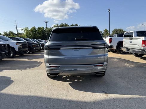 Used 2025 Buick Enclave Avenir w/ Super Cruise Package FWD image 41