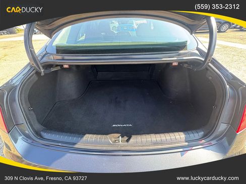 Used 2020 Hyundai Sonata SE w/ Cargo Package image 24