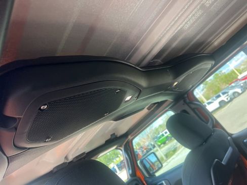 Used 2025 Jeep Gladiator Mojave w/ Safety Group image 44