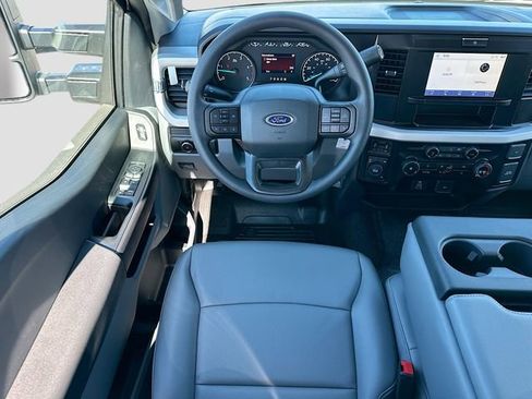 New 2026 Ford F550 4x4 Supercab Super Duty image 14