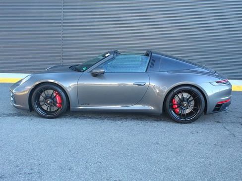 Used 2024 Porsche 911 Targa 4 GTS image 2