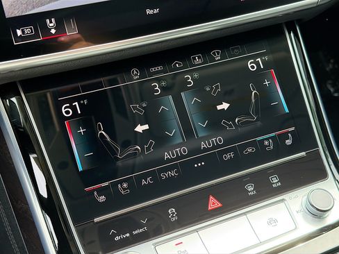 Used 2022 Audi A8 L 3.0T AWD/4WD image 36