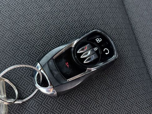 Used 2025 Buick Encore GX Preferred FWD image 21