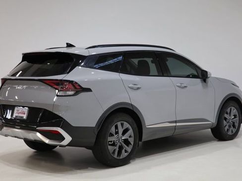 Used 2024 Kia Sportage SX image 8