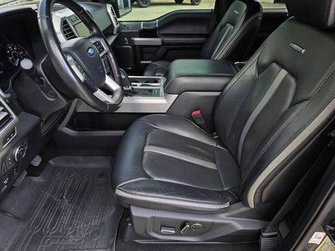 Used 2019 Ford F150 Platinum w/ Equipment Group 701A Luxury AWD/4WD image 29