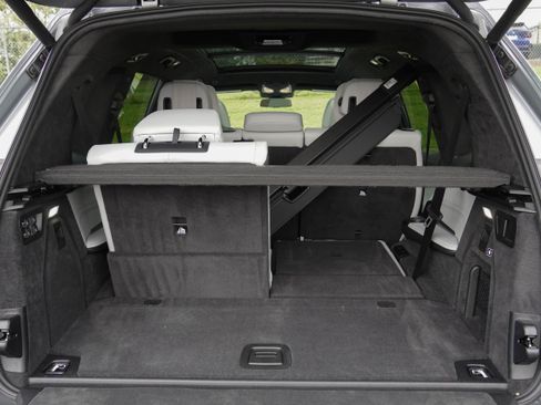 Certified 2025 BMW X7 xDrive40i AWD/4WD image 40