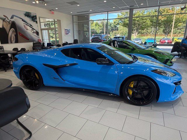 Used 2025 Chevrolet Corvette E-Ray AWD/4WD image 11