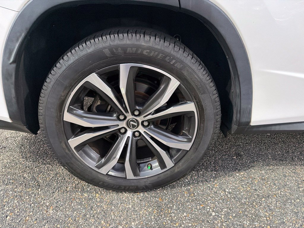 Used 2020 Lexus RX 350L Premium w/ Premium Package AWD/4WD image 23