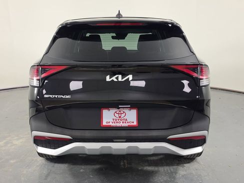Certified 2025 Kia Sportage EX FWD image 5