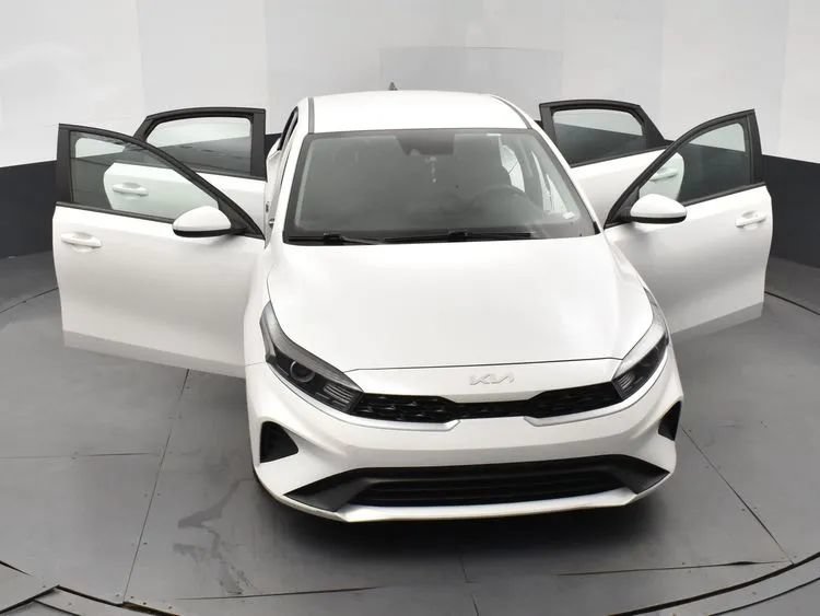 Used 2024 Kia Forte LXS FWD image 10