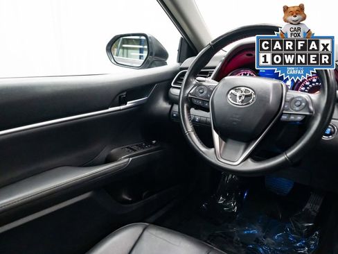 Used 2024 Toyota Camry XSE FWD image 11