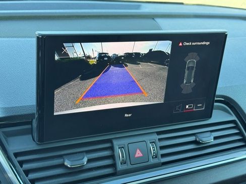 Certified 2024 Audi Q5 e Premium w/ Convenience Package image 27