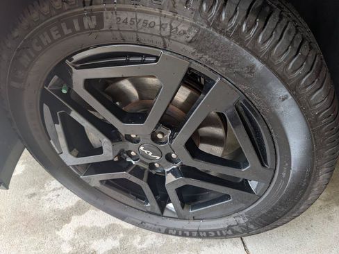Used 2023 Kia Telluride SX X-Line AWD/4WD image 6