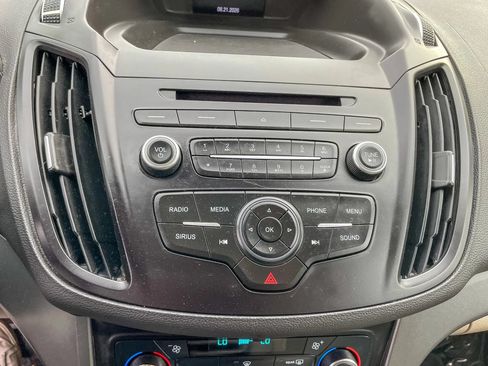 Used 2017 Ford Escape SE AWD/4WD image 20