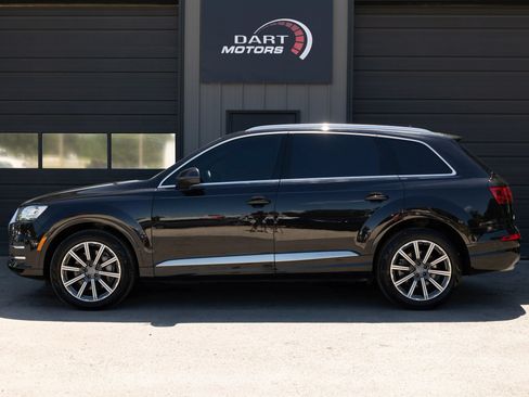 Used 2018 Audi Q7 3.0T Premium Plus w/ Premium Plus Package AWD/4WD image 4