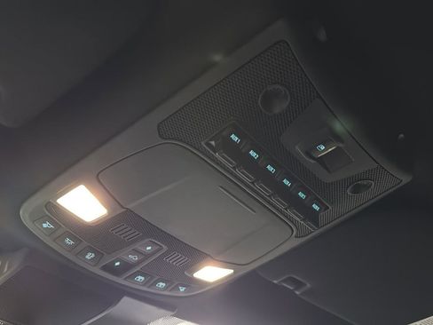 Certified 2020 Ford F150 Raptor w/ Equipment Group 802A Luxury image 23