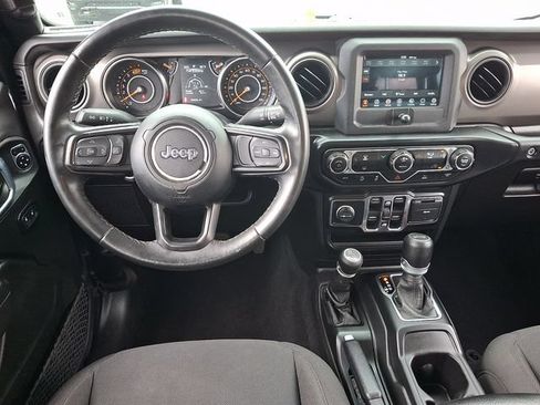 Used 2022 Jeep Wrangler Unlimited Sport AWD/4WD image 11