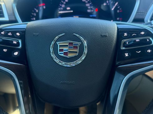 Used 2015 Cadillac SRX Premium image 18