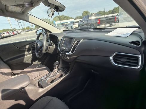 Certified 2022 Chevrolet Equinox LT FWD image 27
