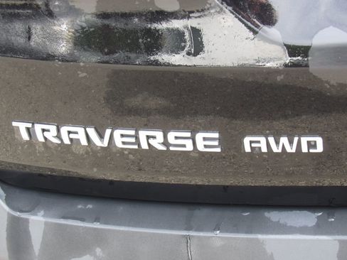 Used 2020 Chevrolet Traverse RS AWD/4WD image 9