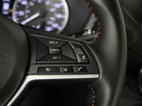 Certified 2025 Nissan Sentra SR FWD image 28