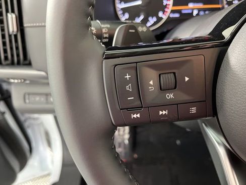 New 2025 Nissan Pathfinder SL image 22