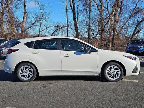 Used 2024 Subaru Impreza 2.0i image 7