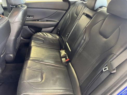 Certified 2023 Hyundai Elantra Limited w/ Cargo Package image 13