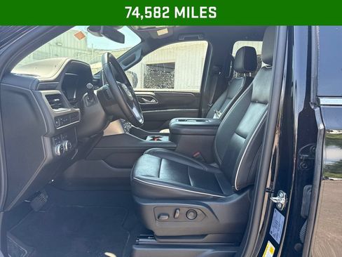 Used 2024 GMC Yukon XL SLT AWD/4WD image 4
