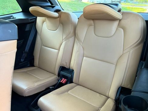 Used 2021 Volvo XC90 T8 Inscription w/ Protection Package Premier AWD/4WD image 22