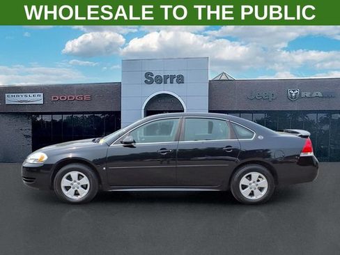 Used 2009 Chevrolet Impala LT w/ Luxury Edition Package FWD image 4
