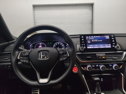 Used 2018 Honda Accord Sport image 22