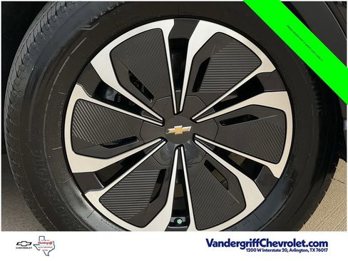 Used 2024 Chevrolet Blazer EV LT AWD/4WD image 9
