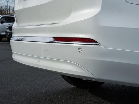 New 2026 Volvo XC90 B6 Plus w/ Protection Package Premier image 6