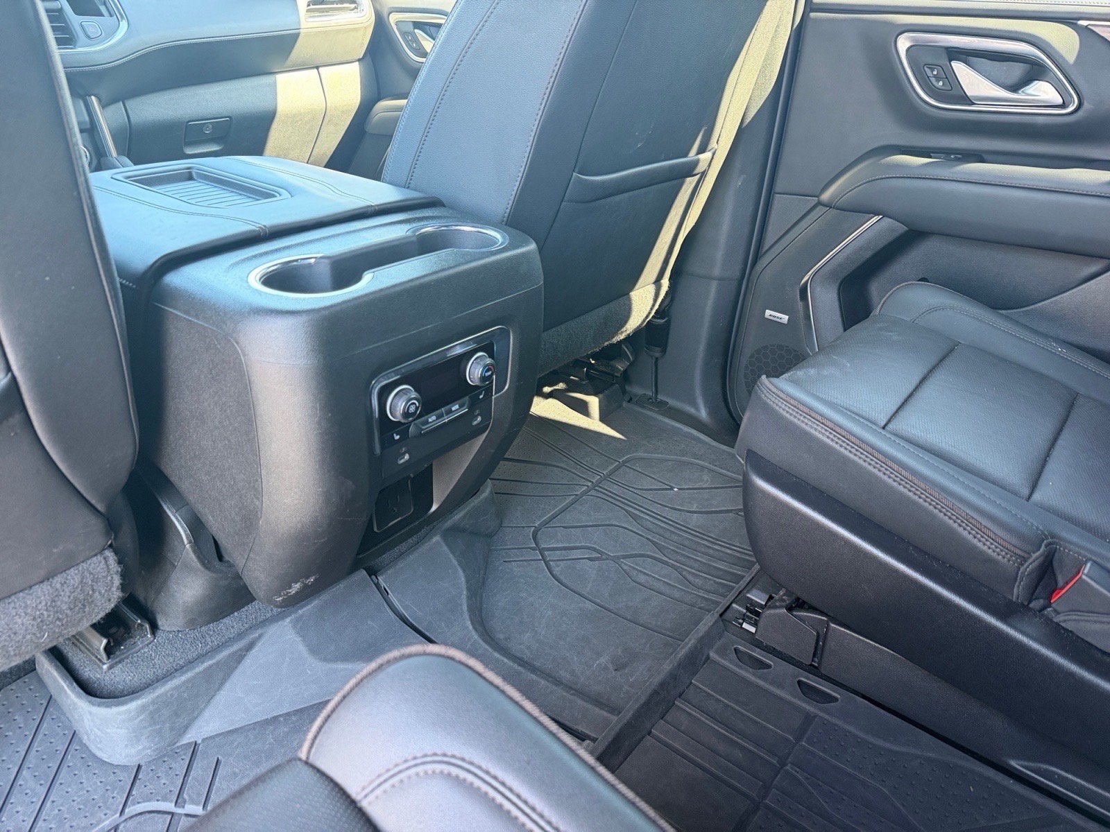 Used 2022 Chevrolet Tahoe High Country AWD/4WD image 19