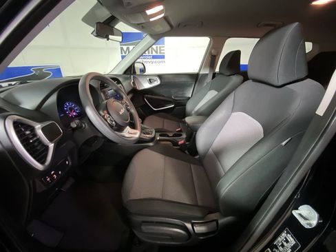 Used 2022 Kia Soul LX w/ Technology Package FWD image 22