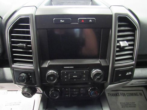 Used 2020 Ford F150 XLT w/ Equipment Group 302A Luxury AWD/4WD image 36
