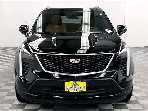 Used 2023 Cadillac XT4 Sport image 3