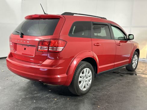 Used 2017 Dodge Journey SE image 8