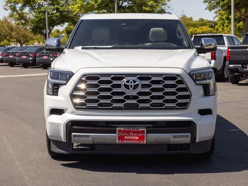 Certified 2023 Toyota Sequoia Capstone AWD/4WD image 2